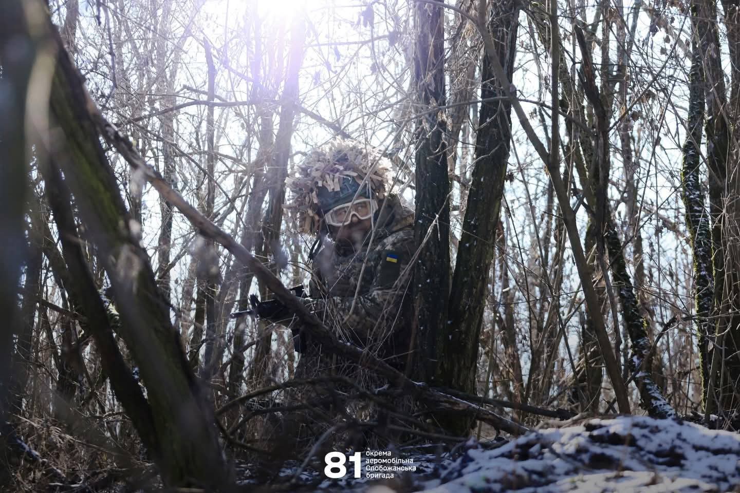 Winter does not stop ZSU training in the winter forest