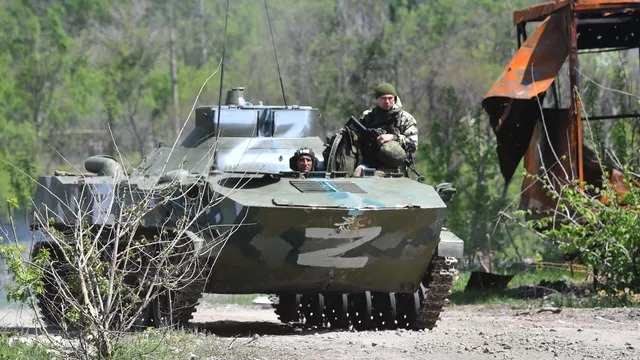 Russia state media admits Ukrainian success near Lyman, counteroffensive continues.