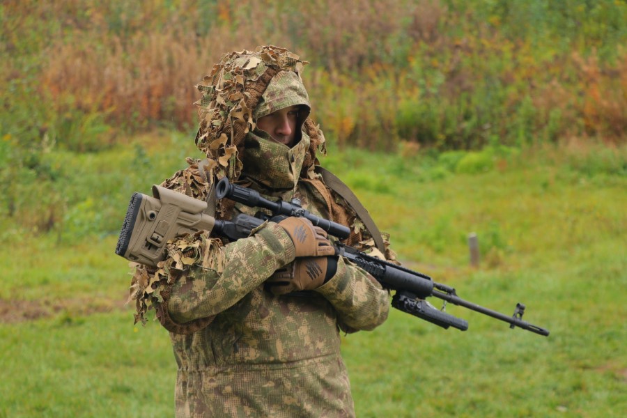 Ukrainian National Guard sniper training to eliminate the enemy