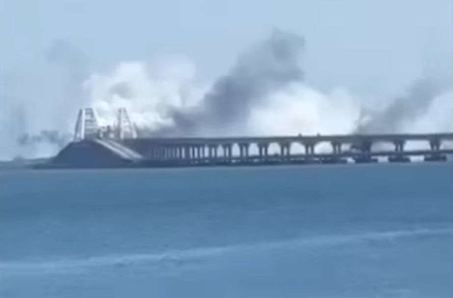 Double attacks on the Crimean Bridge built after annexation